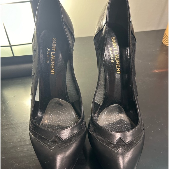5” Black with mesh design YSL platform toe pumps - Picture 3 of 5